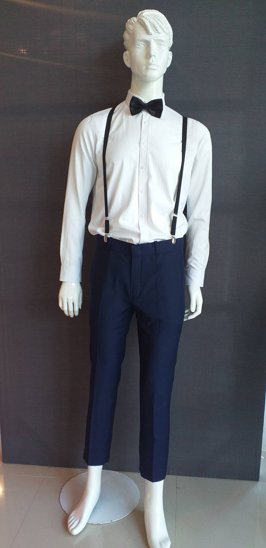 สูทตัดเช่า ชุดสูทชาย สีน้ำเงินเข้ม (ไม่ใช่สีกรมท่า) งานเนี๊ยบ ไม่มีเสื้อกั๊ก