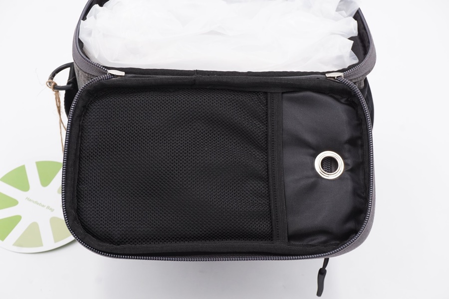 DAHON กระเป๋าหน้าแฮนด์จักรยาน ติดตั้งง่ายด้วยสายรัดตีนตุ๊กแก 3 จุด มีช่องใส่ของ และช่องใส่มือถือ มีสายสะพาย พกพาสะดวก