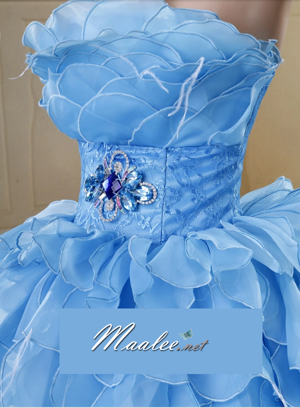 พร้อมเช่า ชุดแฟนซี ชุดราตรียาว สีฟ้า เกาะอก แต่งระบาย กระโปรงพองสวย ซิปหลัง