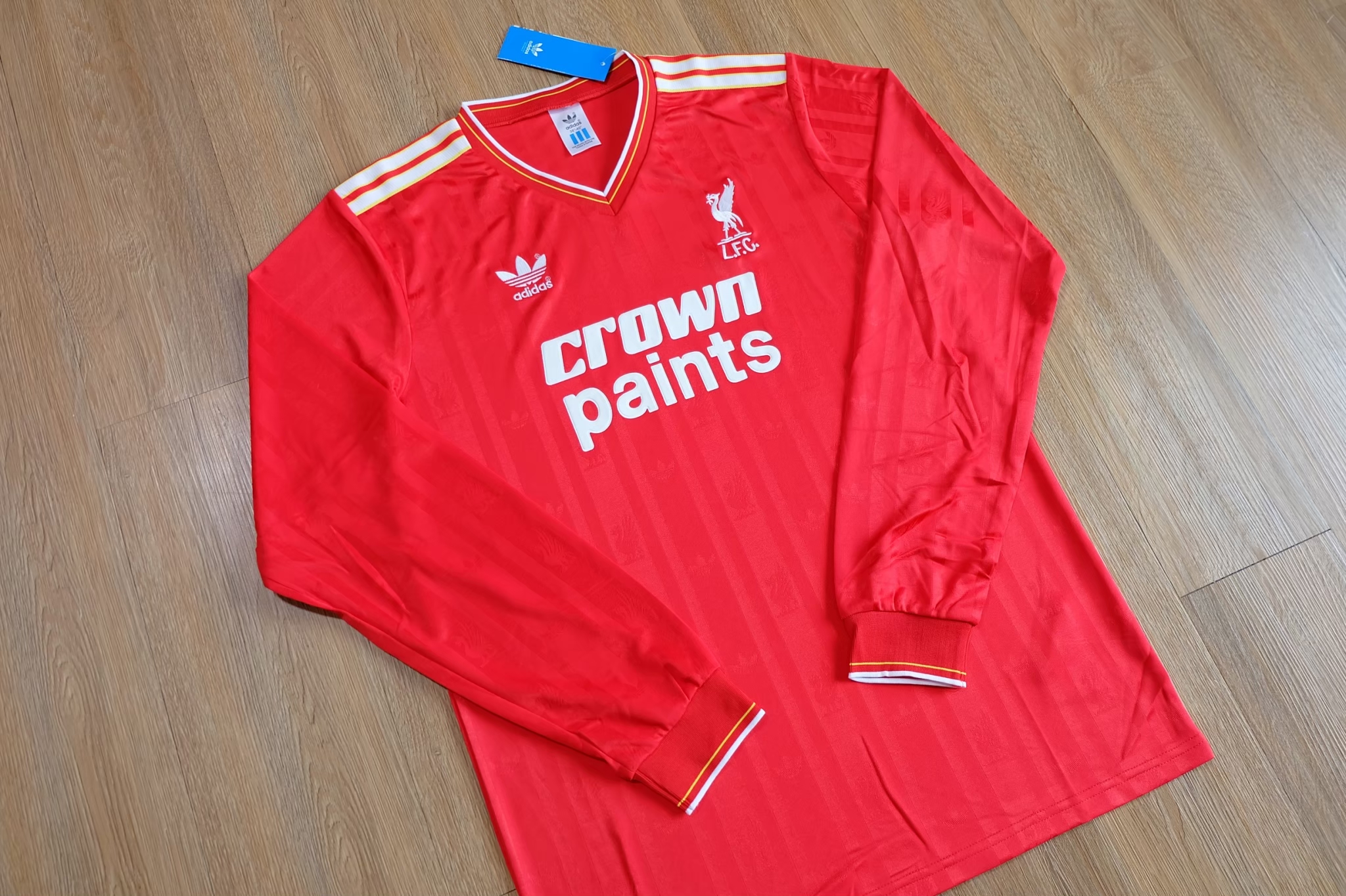 Liverpool 1986/87 Home Jersey เสื้อบอลย้อนยุคแขนยาว เสื้อแขนยาวลิเวอร์พูลย้อนยุค Crown paints