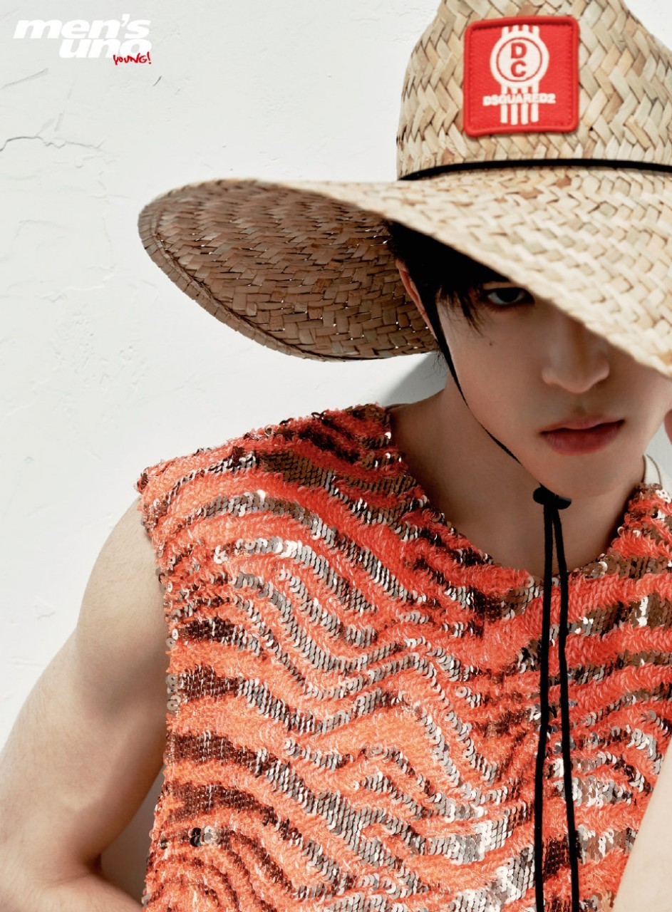 นิตยสาร Men's UNO Young แพทริค ฉบับเดือน 5/2022 +โปสเตอร์ (เฉพาะช่วงพรีเซลล์)