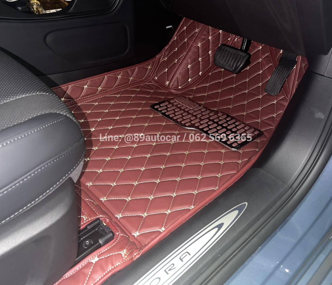 พรมรถยนต์ Ora 07 2024 ปูพรม6D สีแดงเลือดหมู เข้ารูป