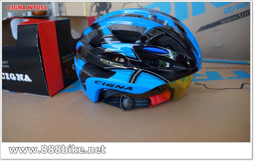 หมวกจักรยานมีแว่น CIGNA รุ่น WT051 งานอบ Inmold (มี1เลนส์) มีสีชมพู