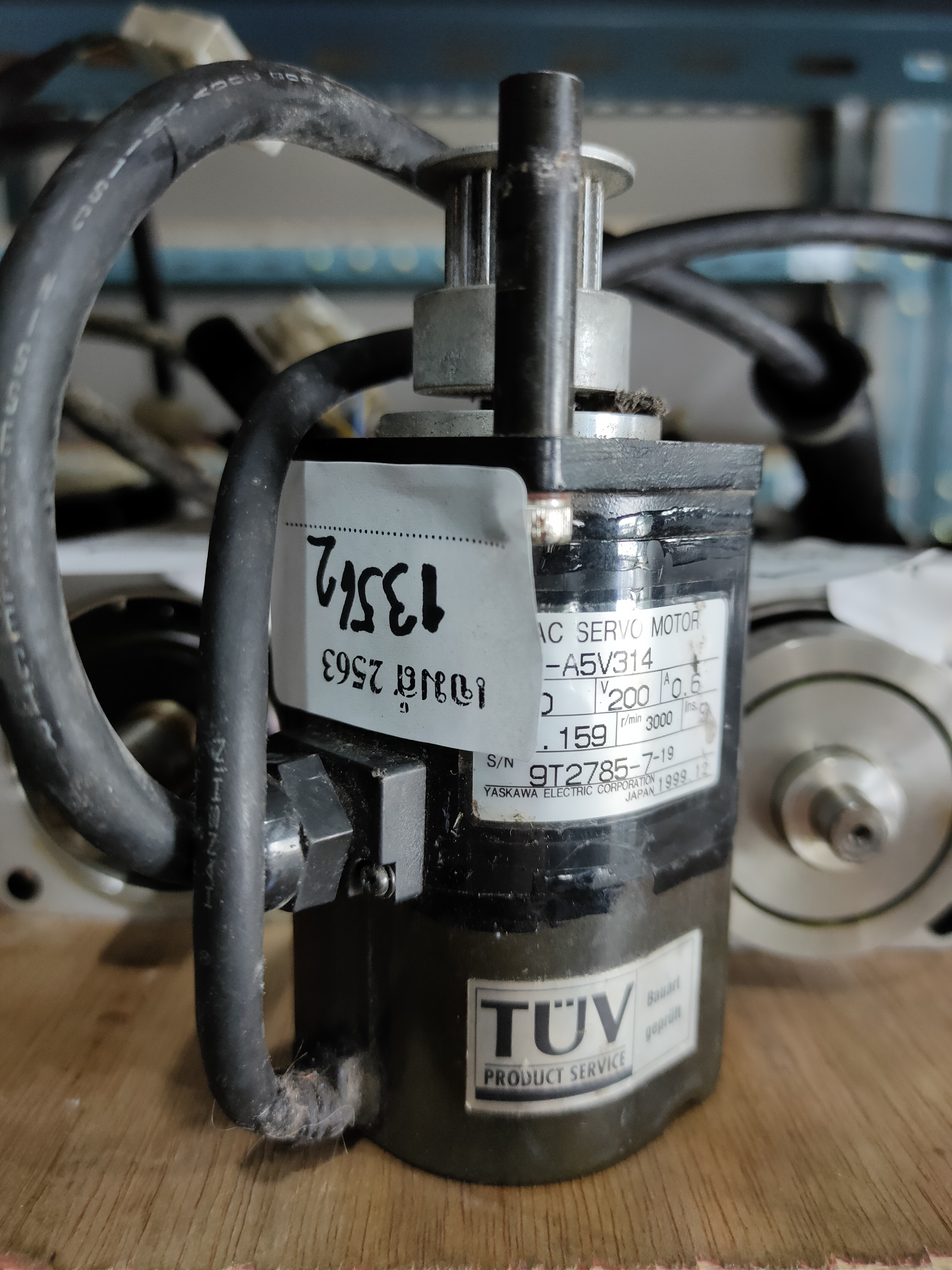 SGM-A5A314 SERVO MOTOR " YASKAWA "