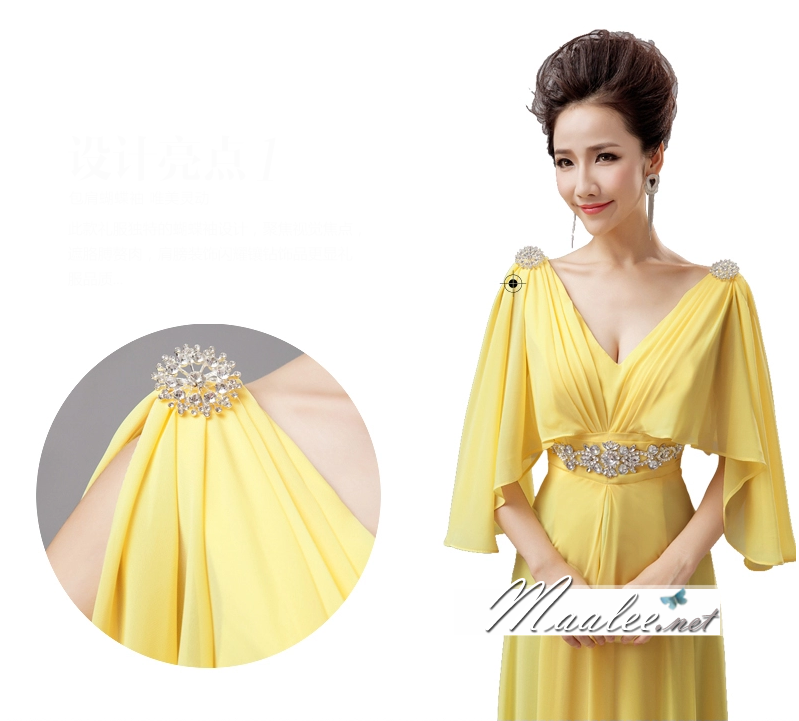 พร้อมเช่า ชุดราตรียาว สีเหลือง แบบเก๋ แขนย้วยผ่าข้างช่วยพรางต้นแขน แต่งเลื่อมช่วงเอว เข็มกลัดเพชรตรงไหล่