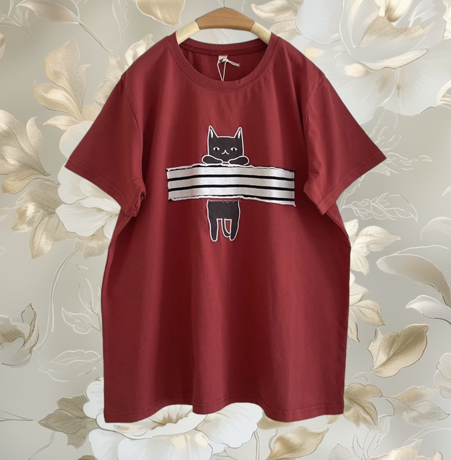 เสื้อยืดปักลายแมว 9am