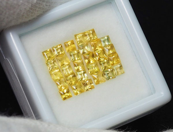 บุษราคัม 2.55 กะรัต 29 ชิ้นสวยมาก