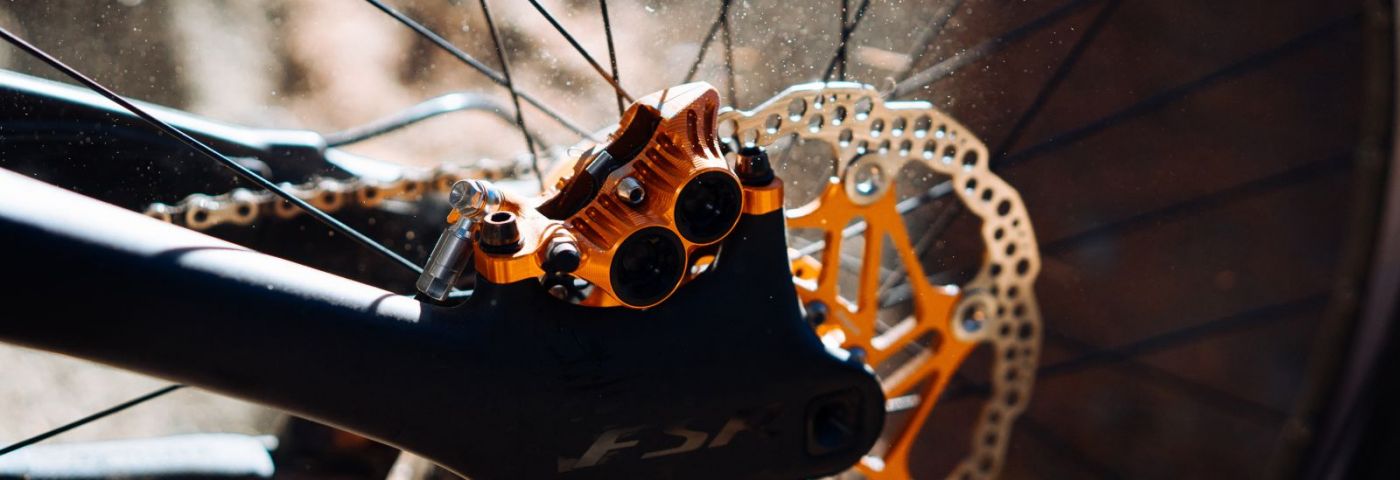 ใบดิสเบรค HOPE DISC ROTORS ,6 รู Laser cut and heat treated, 180MM