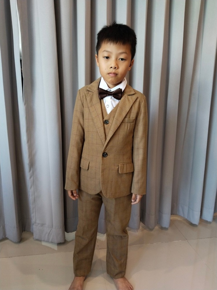 พร้อมเช่า ชุดสูทเด็กชาย สีน้ำตาลลายตาราง ** พร้อมเช่าไซส์ 110 130 **