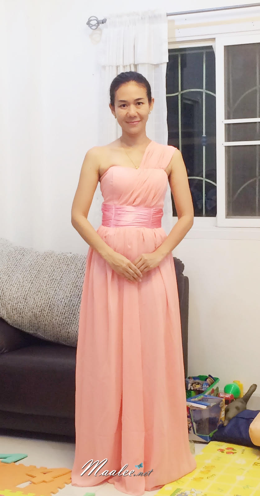 พร้อมส่ง ชุดราตรียาว เกาะอก ไหล่เดียว ผ้าชีฟองพลิ้วสวย คอ sweet heart แต่งเอวผ้าซาติน สีโอโรส