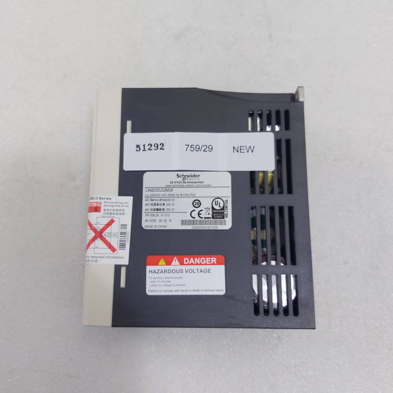 LXM23DU02M3X SERVO DRIVE " SCHNEIDER "