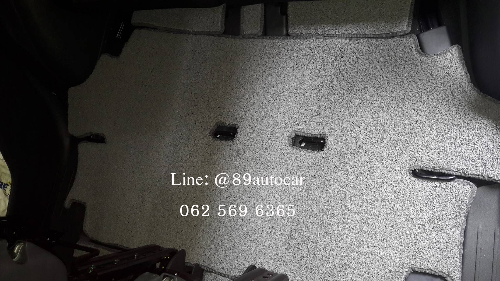 พรมไวนิล Mitsubishi Xpander 2022 ปูพรมดักฝุ่นสีเทา เต็มคัน