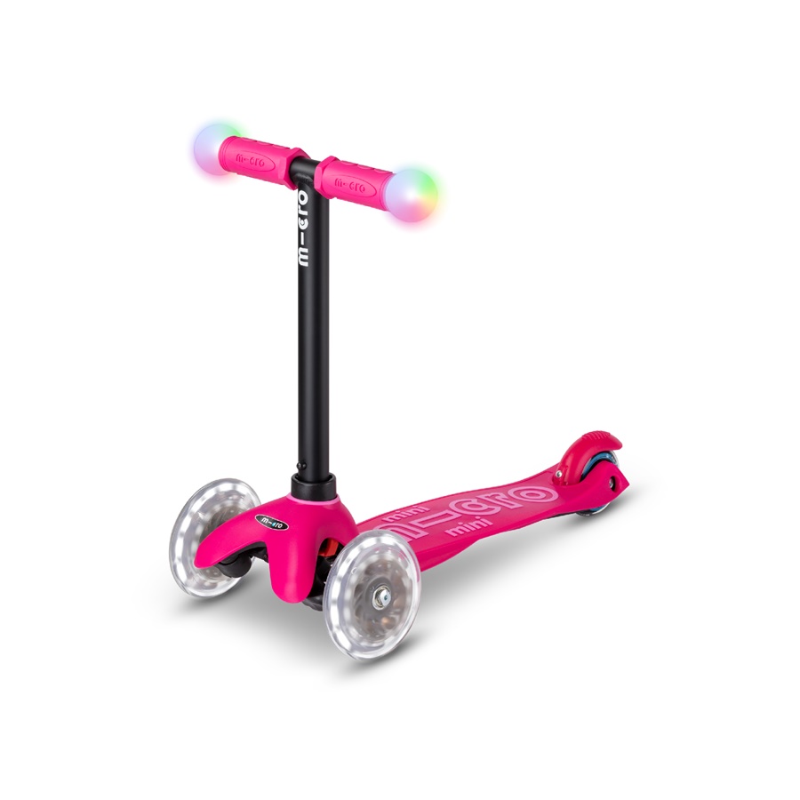 สกู๊ตเตอร์เด็ก MICRO SCOOTERS รุ่น MINI2GROW DELUXE MAGIC LED สกูตเตอร์ 3 ล้อ แบบ all-in-one มาพร้อม t-bar 2 รูปแบบในคันเดียว ใช้งานได้ทั้งแบบนั่งและยืน รวมถึงผู้ปกครองสามารถช่วยเข็นบังคับทิศทางได้