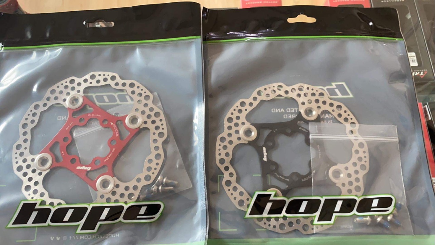 ใบดิสเบรค HOPE DISC ROTORS ,6 รู Laser cut and heat treated, 140MM