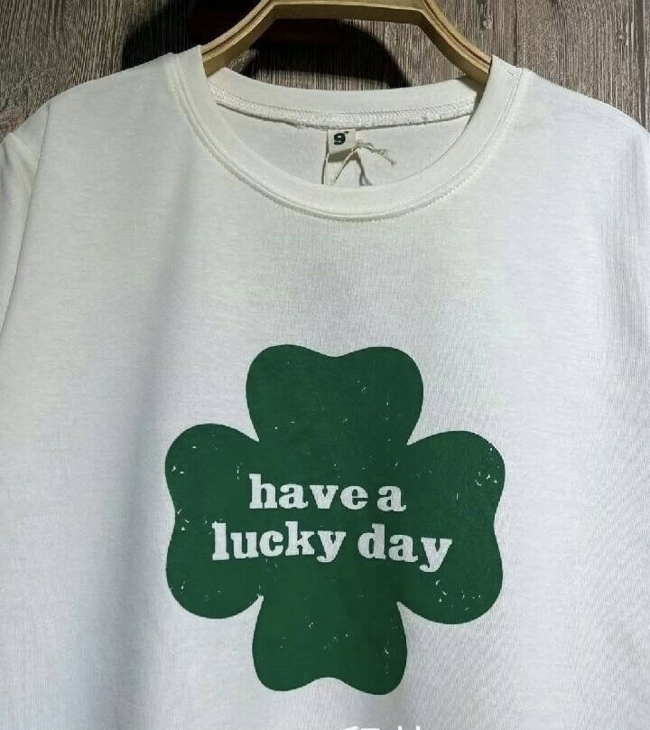 เสื้อยืดลายพิมพ์ 9am