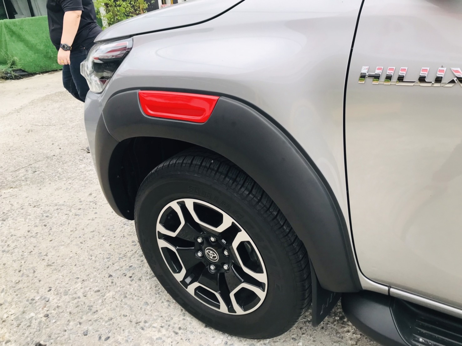 ซุ้มล้อทรงศูนย์แบบเต็ม : REVO 2022-2022