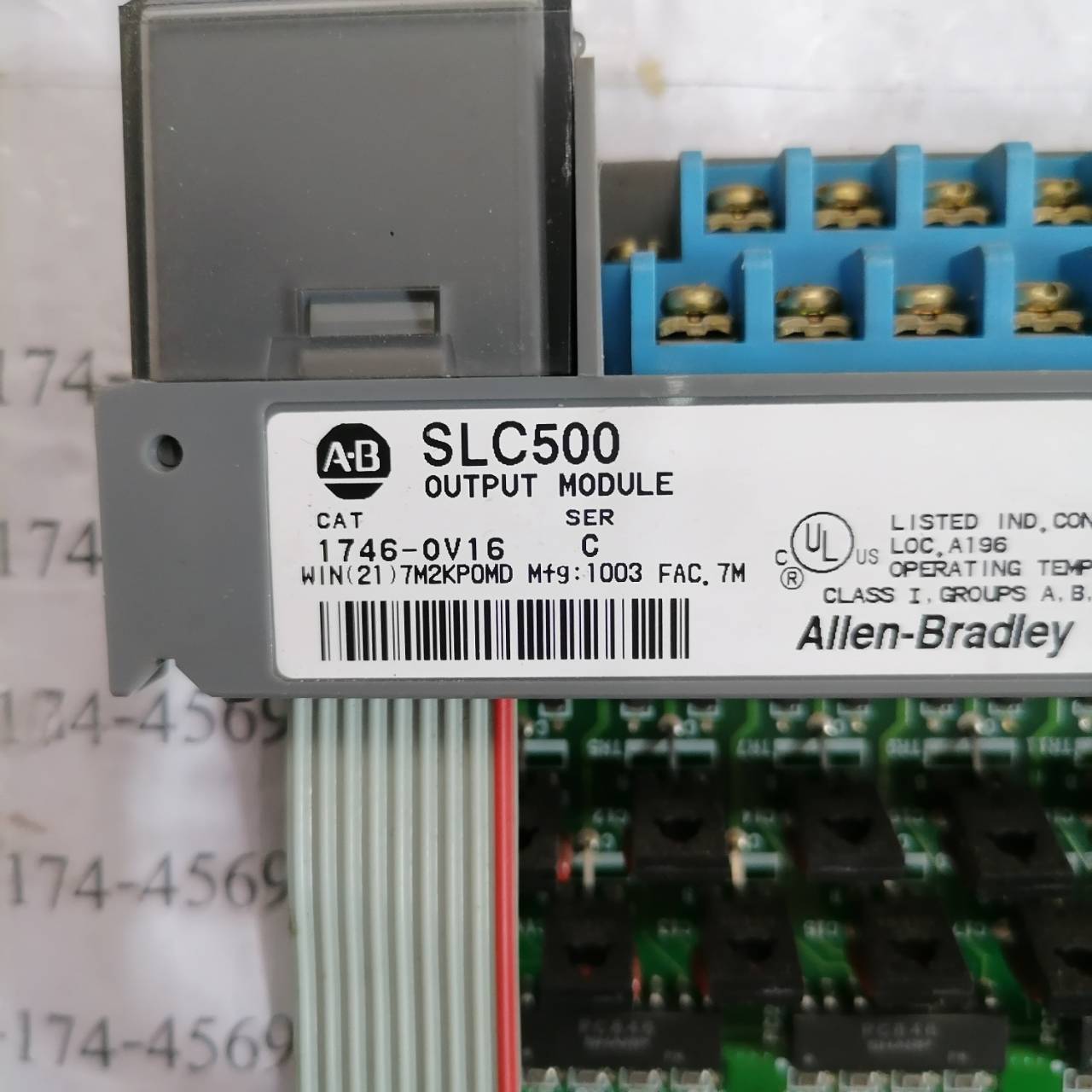 PLC " ALLEN-BRADLEY " รุ่น 1746-OV16