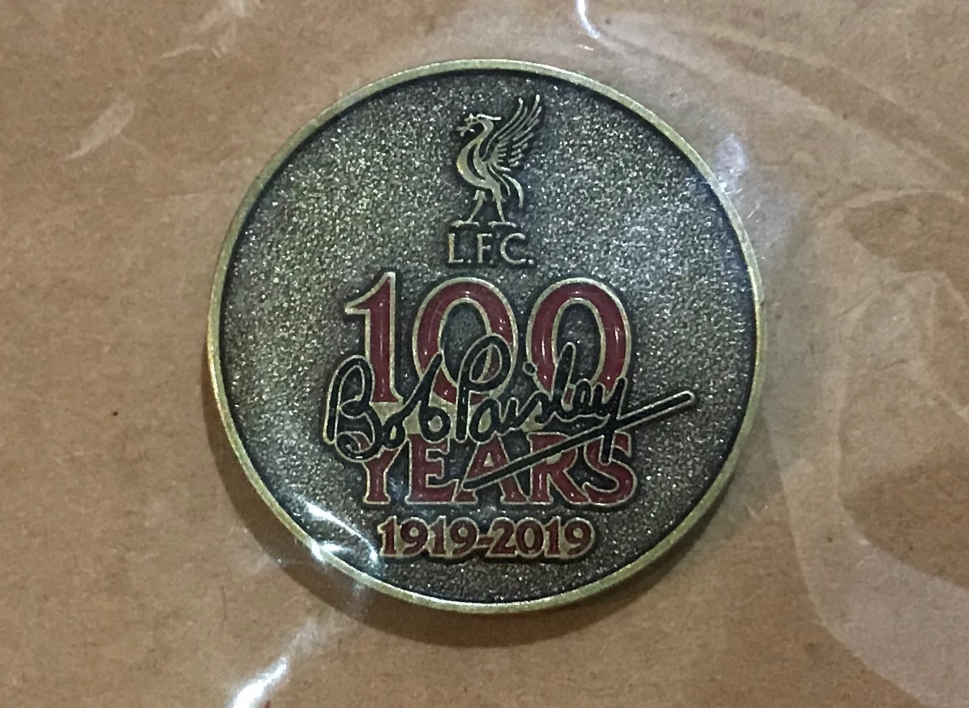 เข็มกลัด ฟุตบอล สโมสรลิเวอร์พูล - บ็อบ เพสลี่ย์ 100 ปี 1919-2019 ใหม่ / LIVERPOOL Football Club Pin - BOB PAISLEY 100 YEARS 1919-2019 NEW
