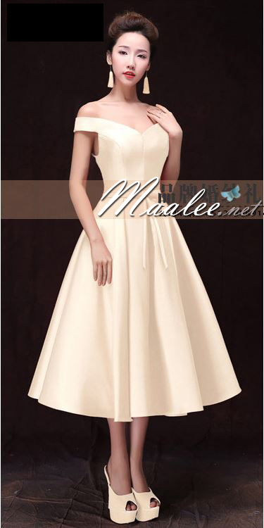 พร้อมส่ง ชุดราตรีสั้น แบบไหล่ปาด อกSweet Heart สไตล์วินเทจผ้าไหมดัชเชส กระโปรงทรงA 5ส่วน แต่งโบว์ ช่วงเอว สีครีม Champagne (เชือกผูกหลัง)