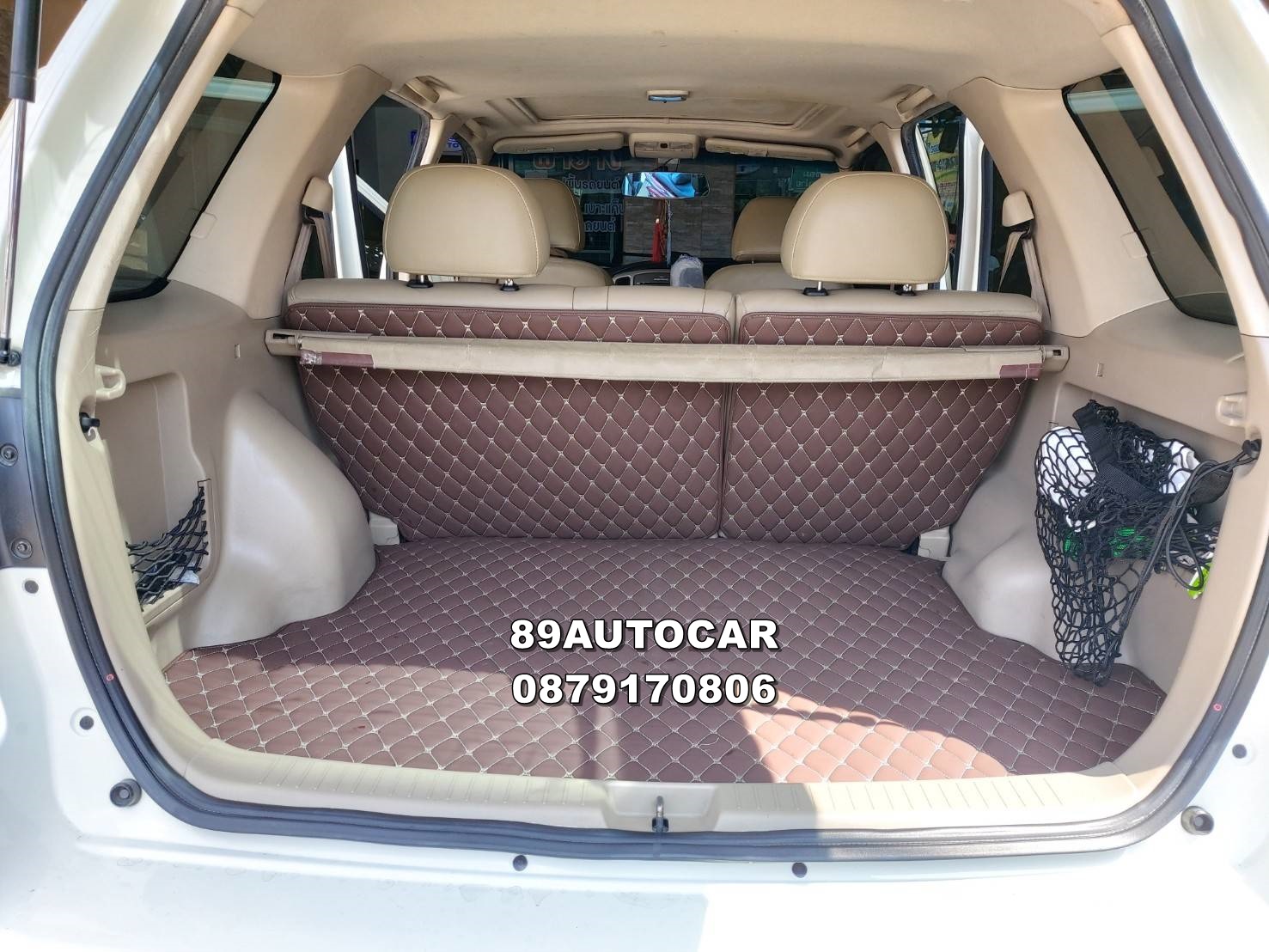 พรมรถยนต์ Ford Escape ปูพรมหกดี สีกาแฟ เข้ารูป เต็มคัน