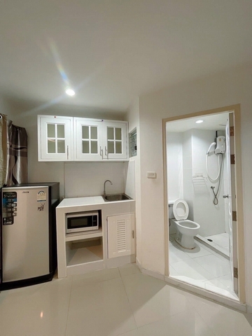 ให้เช่าคอนโด ลุมพินี ทาวน์ รามอินทรา-นวมินทร์ ตึก D 23 ตรม.เฟอร์ครบ มีเครื่องซักผ้า ใกล้รถไฟฟ้า