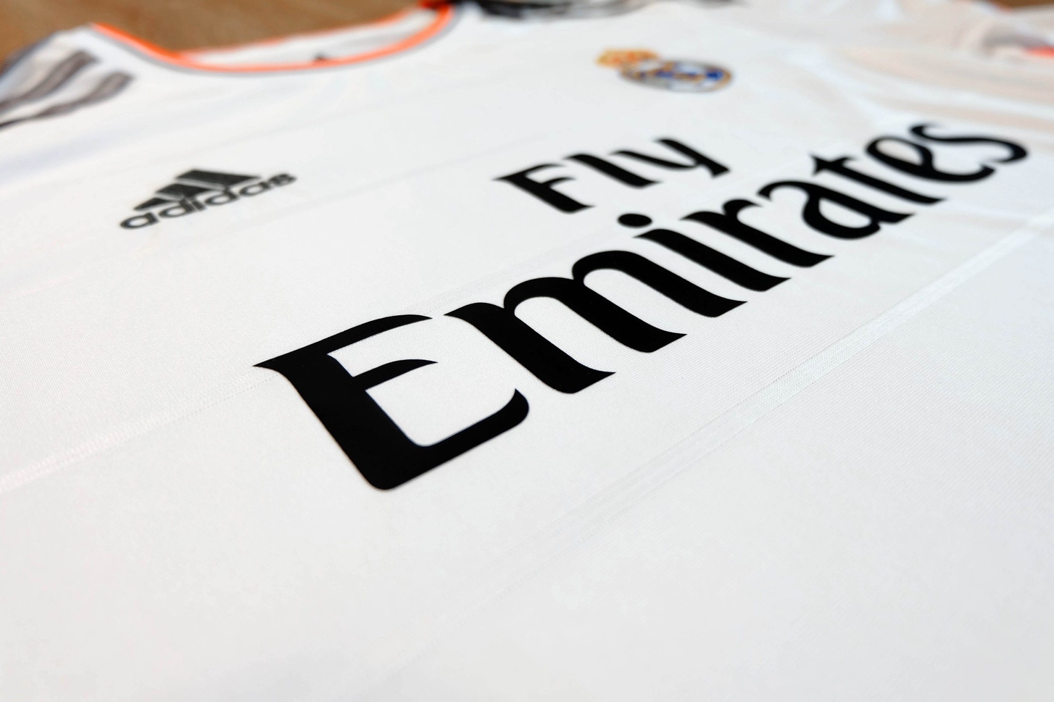 Real Madrid 2013/14 Vintage Jersey เสื้อฟุตบอลรีลมาดริดย้อนยุค