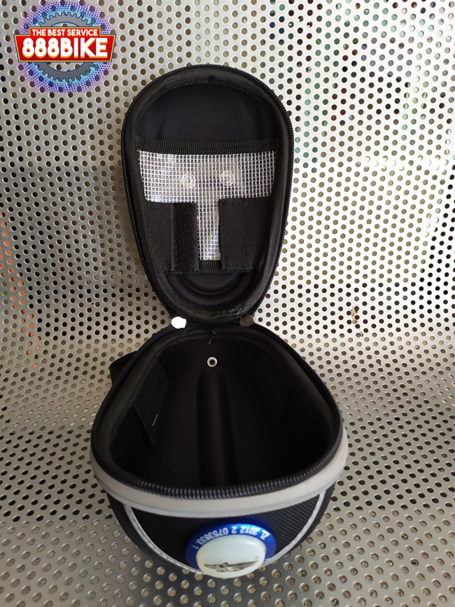 กระเป๋าใต้อาน WOLF Base SADDLE BAGS มีไฟท้าย LED REAR LIGHT