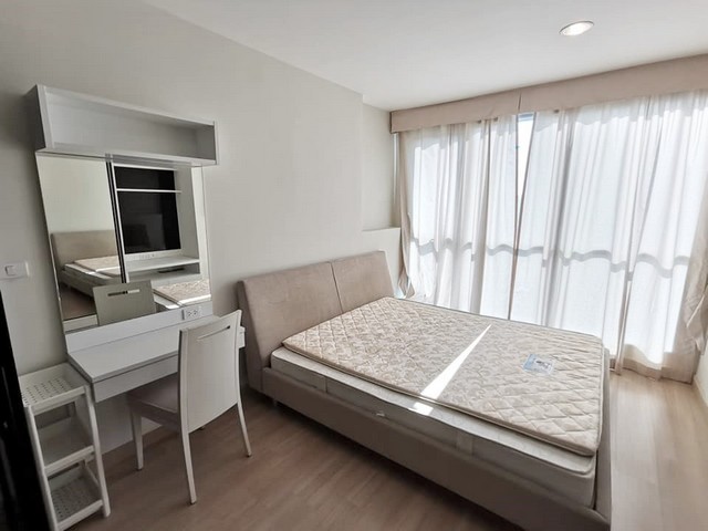 ให้เช่าคอนโด ไลฟ์ แอท ลาดพร้าว 18 ห้อง 40 ตรม.เครื่องใช้ไฟฟ้าครบ ติด MRT ลาดพร้าว