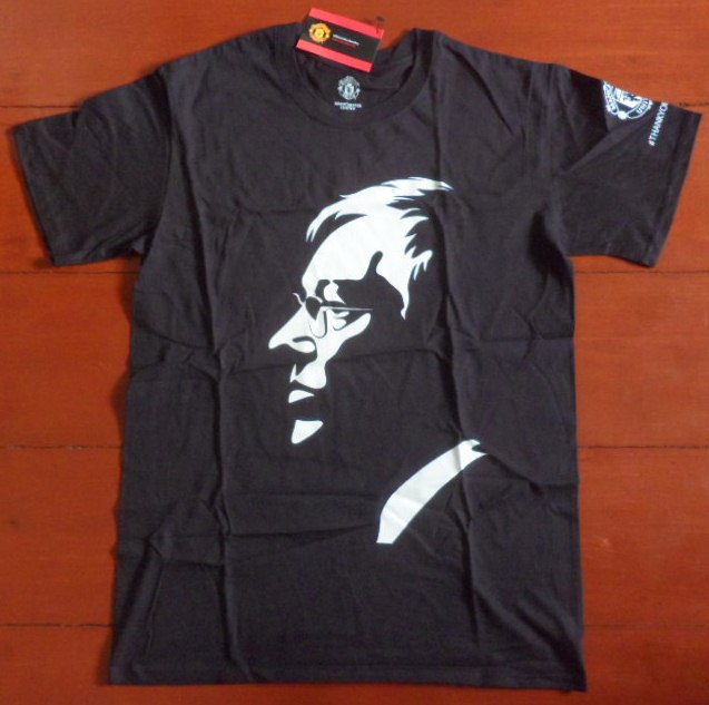 เสื้อที-เชิ๊ต (เสื้อยืดคอกลม) ฟุตบอล ทีมสโมสรแมนเชสเตอร์ ยูไนเต็ด ชุดที่ระลึก Thank You Sir Alex ใหม่ M-Size / MANCHESTER UNITED Football T-Shirt Commemorative Kit Thank You Sir Alex Jersey NEW M-Size