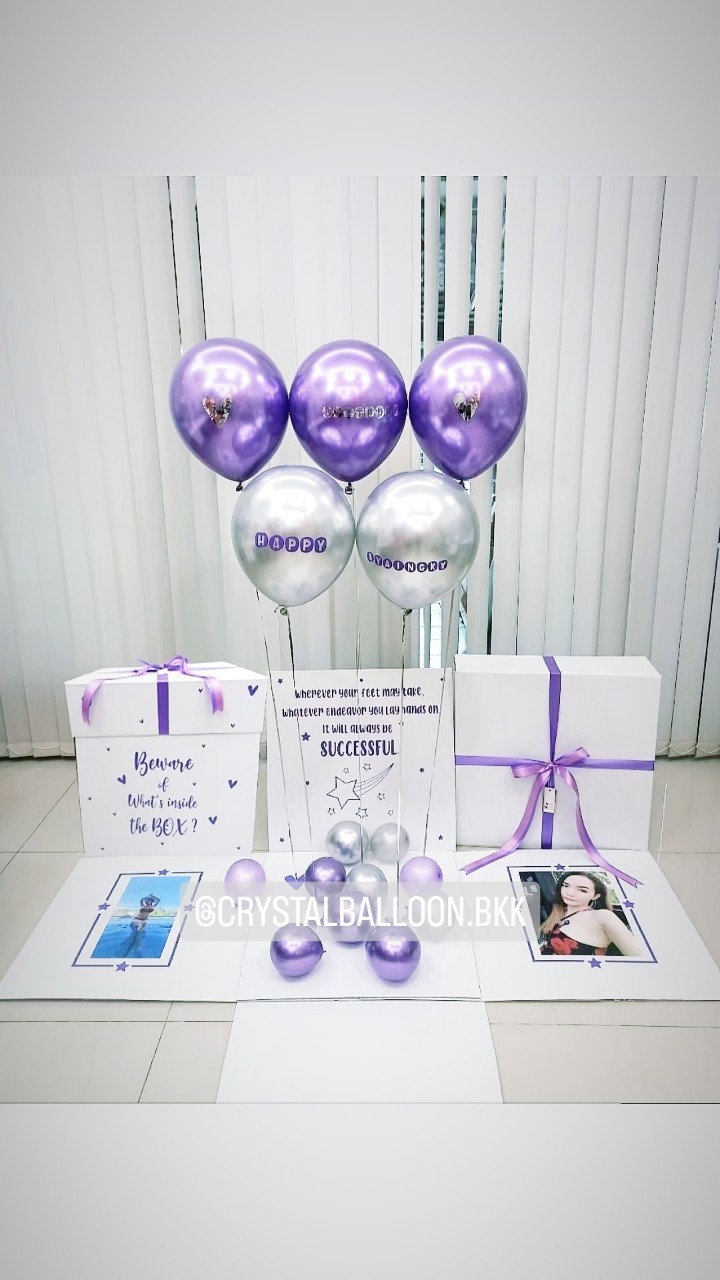 Happy Birthday Surprise Box กล่องเซอร์ไพส์วันเกิด Theme สีม่วง-เงิน พร้อมตกแต่ง ลูกโป่ง 5 ลูก สามารถใส่รูปได้ 2 รูป สามารถเปลี่ยนสีลูกโป่ง/เปลี่ยนข้อความได้