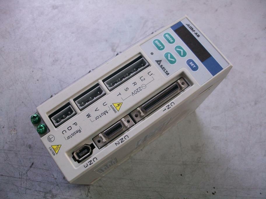 SERVO DRIVE " DELTA " รุ่น ASD-A0221-AB