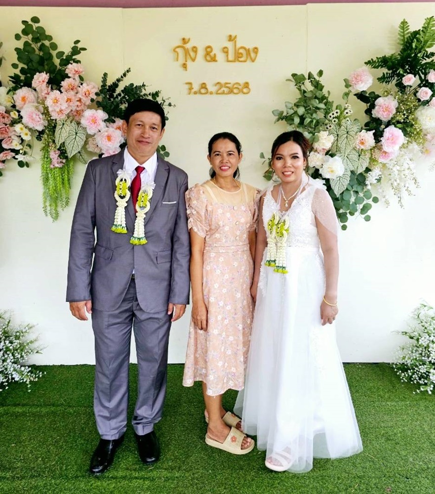 พร้อมเช่า ชุดแต่งงาน พรีเวดดิ้ง มินิมอล สีขาว แขนกุด (เชือกผูกหลัง)