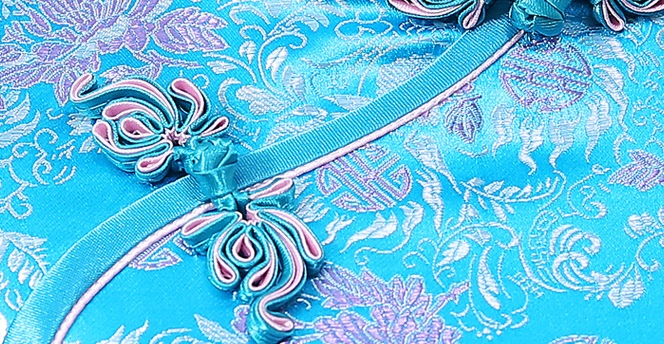 Pre-order กี่เพ้า สีฟ้า ผ้าไหมจีน กุ๊นขอบ ตัดเย็บอย่างดี