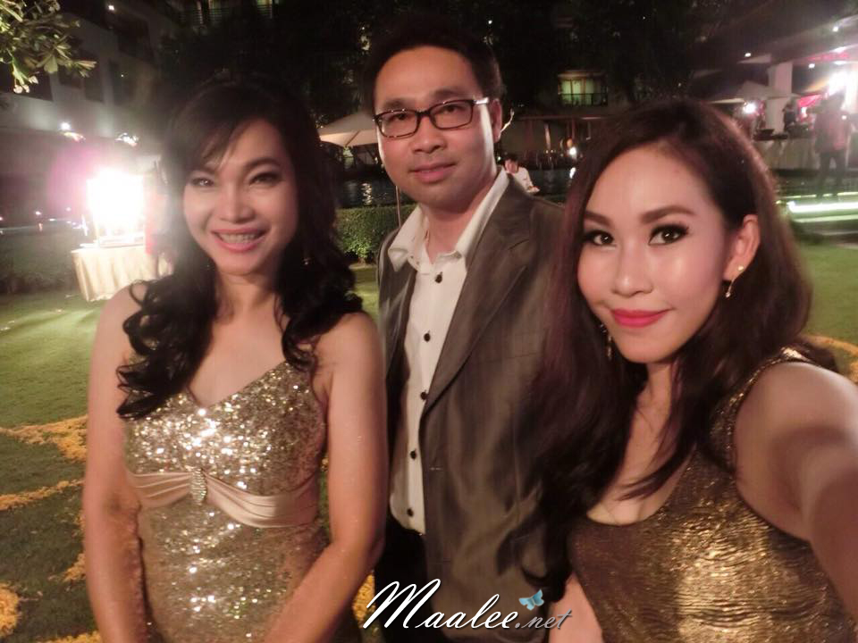 พร้อมเช่า ชุดราตรียาว สายเดี่ยว เรียบหรู สีทอง Champagne เนื้อผ้าแต่งเลื่อมทั้งตัว