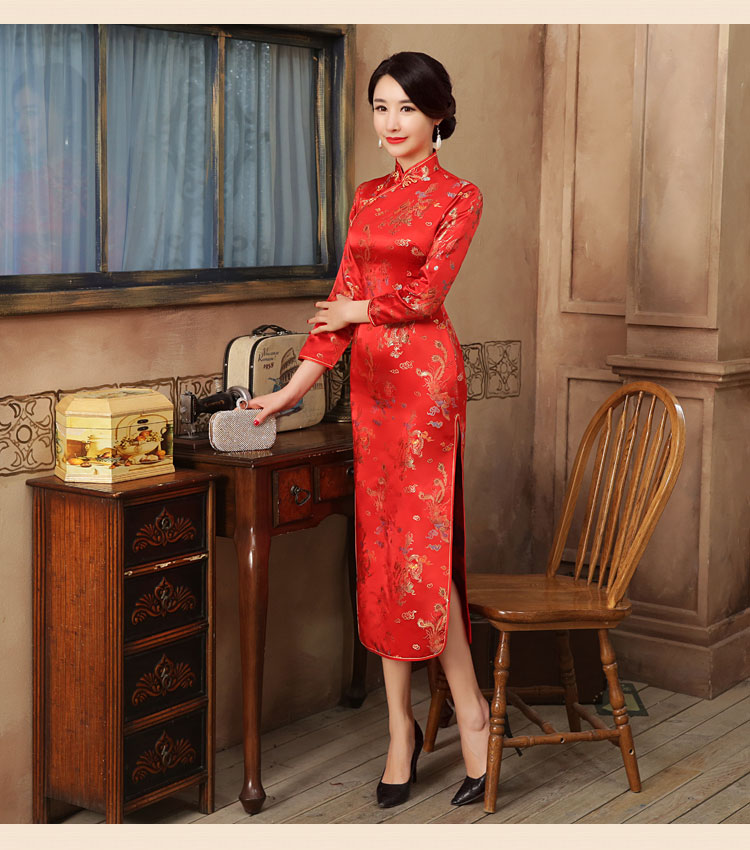 Preorder กี่เพ้า ผ้าไหมจีน สีแดง แขนยาว ลายมังกร ตัดเย็บอย่างดี