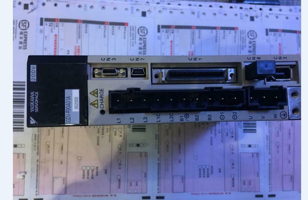 SERVO DRIVE " YASKAWA " รุ่น SGDV-R90F01A001000