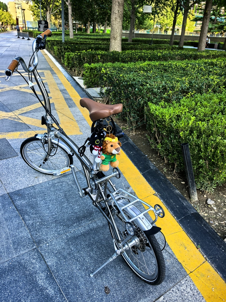 จักรยานพับ Cranston R9 16 นิ้ว 9 สปีด น้ำหนักเบา 12.5kg พับ 3 ทบ ดีไซน์เรโทร 16 สี — ปั่นในเมือง ปั่นไปทำงาน สะดวกพกพา