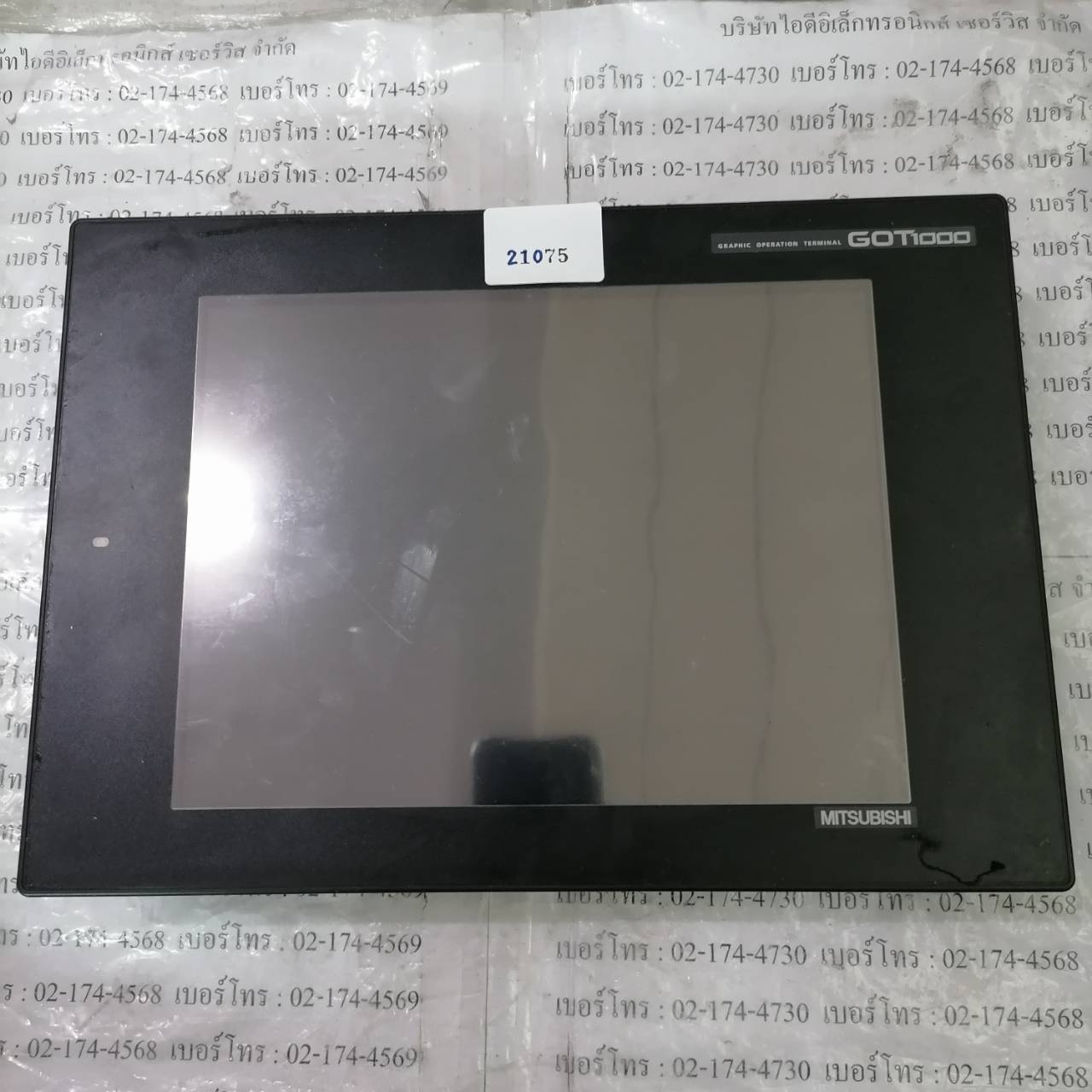 LCD TOUCH SCREEN “ MITSUBISHI ” รุ่น GT1275-VNBA
