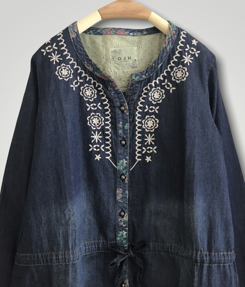 เสื้อยีนส์ลายปัก