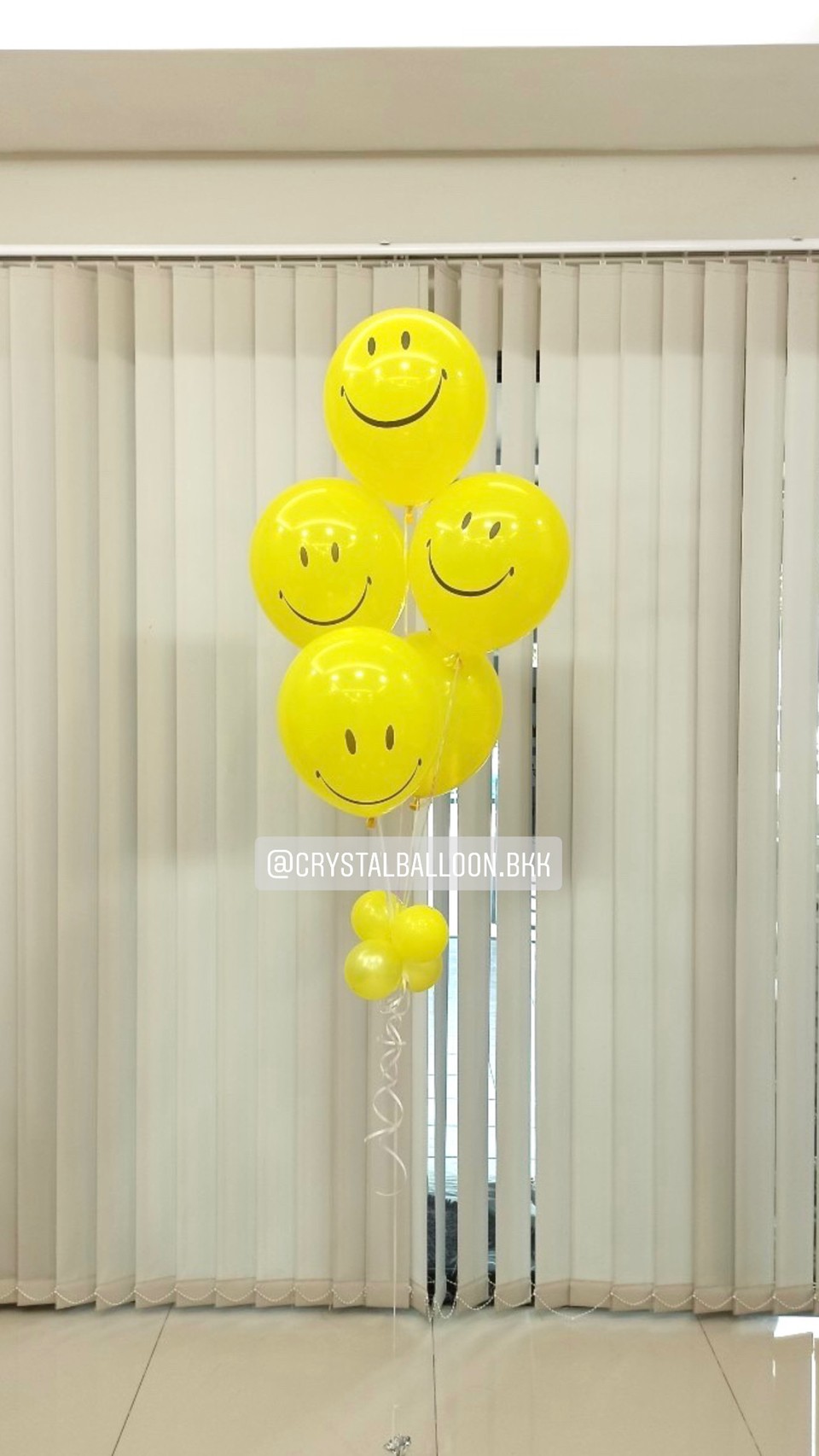ลูกโป่ง หน้ายิ้มเหลือง น่ารัก น่ารัก ช่อ 5 ลูก 1 ช่อ พร้อมตกแต่ง สามารถเปลี่ยนสีลูกโป่ง/เปลี่ยนข้อความได้