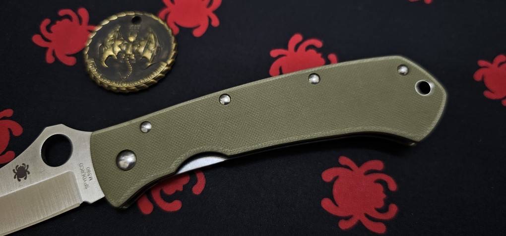 Spyderco Lum Tanto Knife OD Green G-10 (3.9" Satin M390)