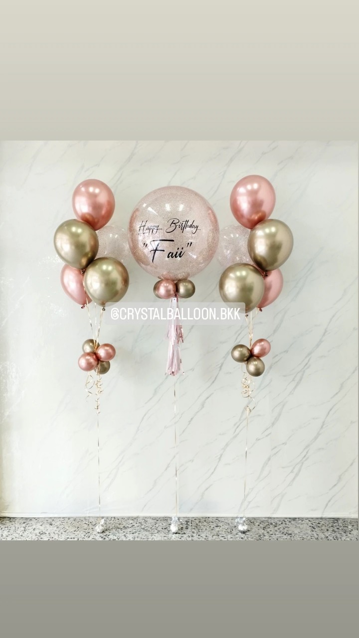 ลูกโป่ง วันเกิด Bubble ขนาด 24" กลิตเตอร์สีโรสโกล 1 ลูก พร้อม ช่อลูกโป่งสีโครเมี่ยม ช่อ 5 ลูก 2 ช่อ พร้อมตกแต่ง สามารถเปลี่ยนสีลูกโป่ง/เปลี่ยนข้อความ/เปลี่ยนขนาดได้