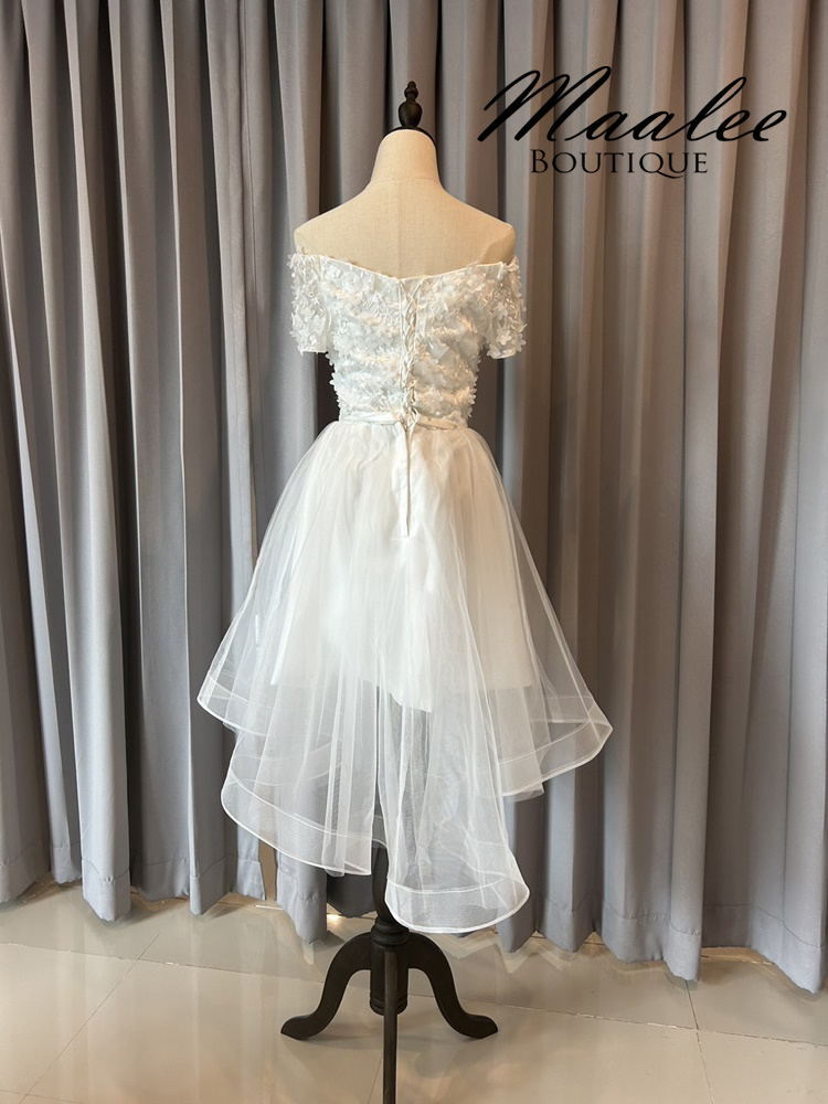 พร้อมเช่า เดรสขาว พรีเวดดิ้ง สวยหวาน กระโปรงตาข่าย ตัวชุดลูกไม้&แต่งโบว์ช่วงเอว (ซิปหลัง)
