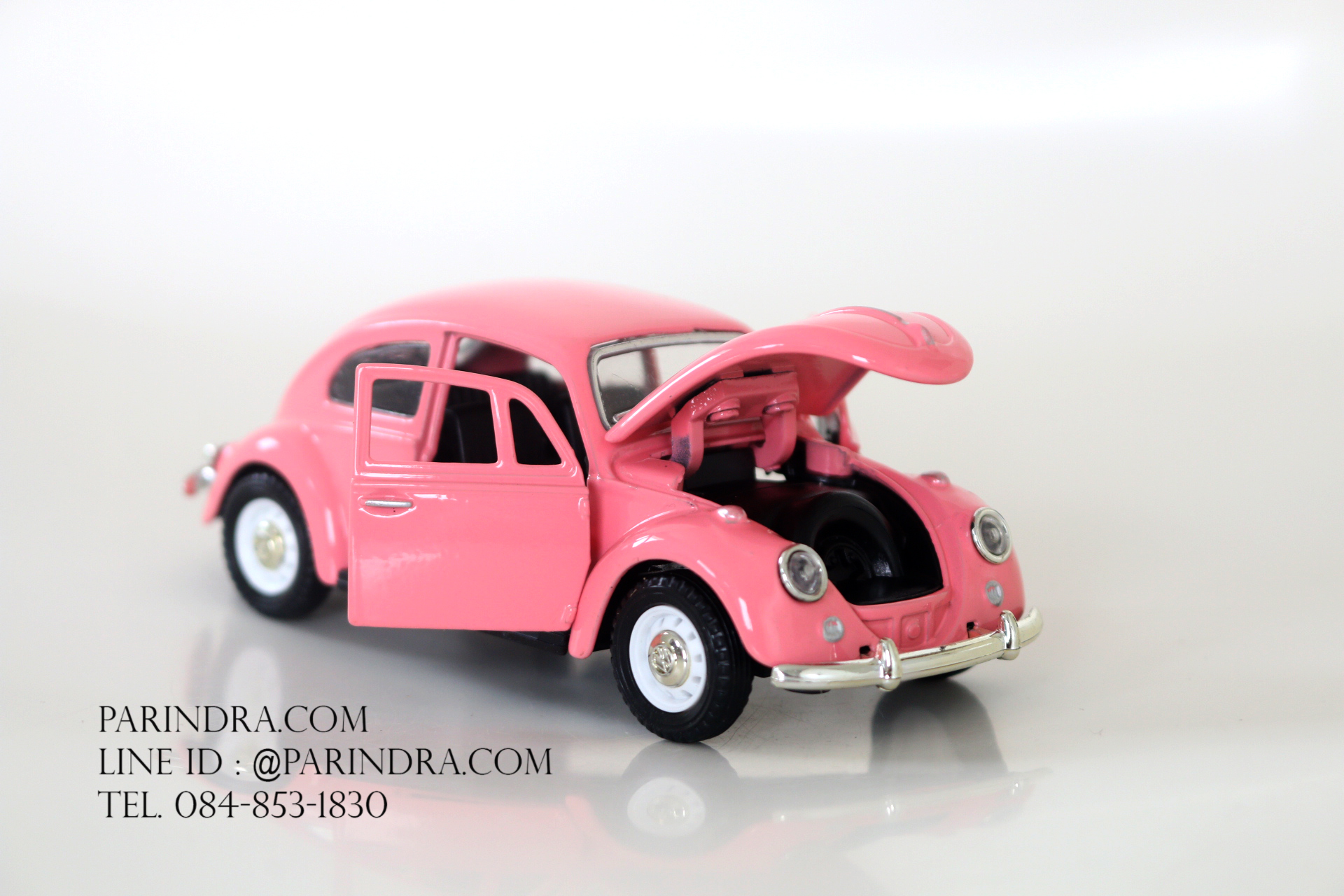 โมเดลรถเหล็กรถเต่า Volkswagen 1967 อัตราส่วน 1:32 สีชมพู
