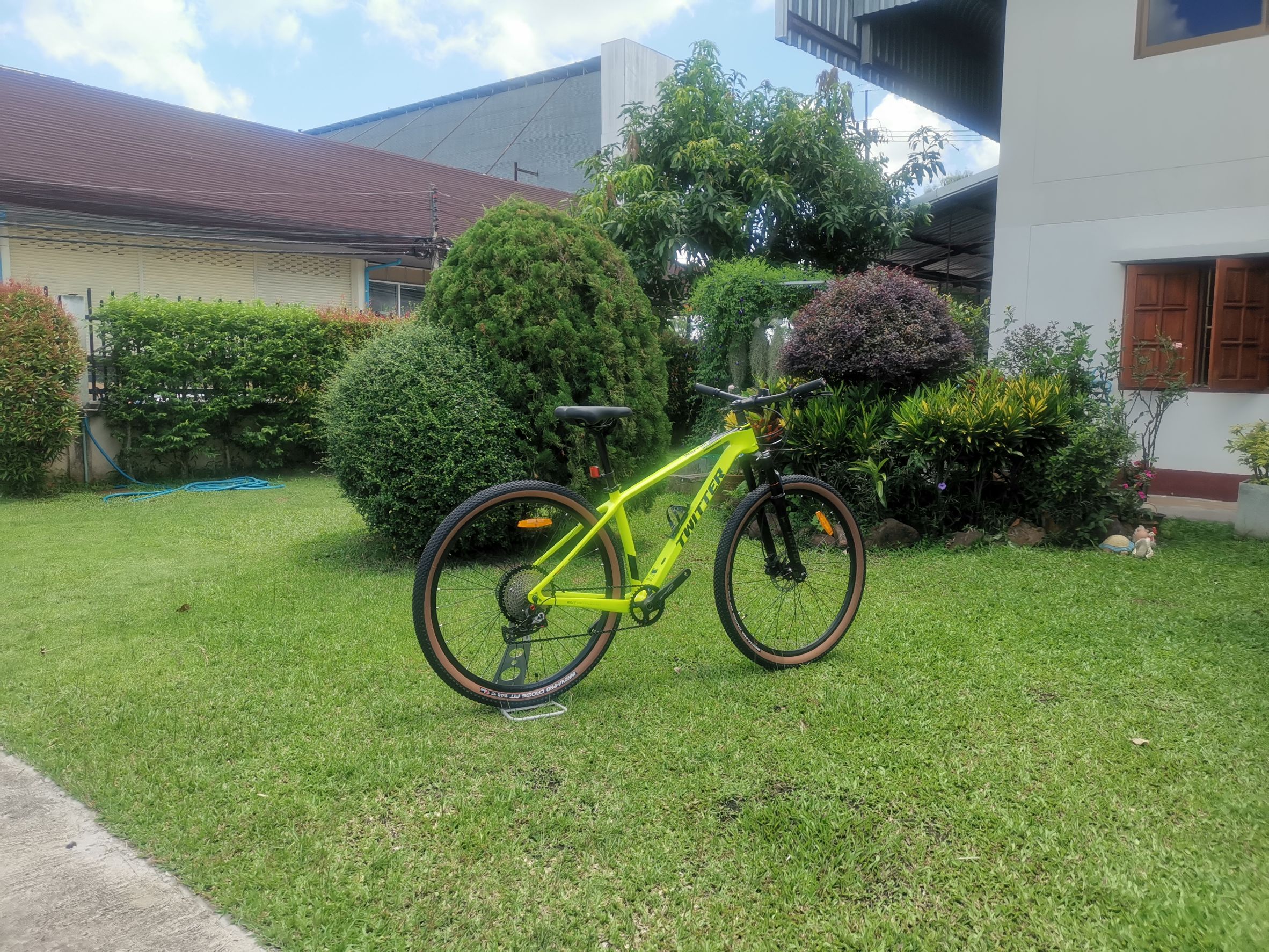 จักรยานเสือภูเขา Twitter Warrior Pro RS13 Carbon Frame 29er 1*13สปีด ปี 2021