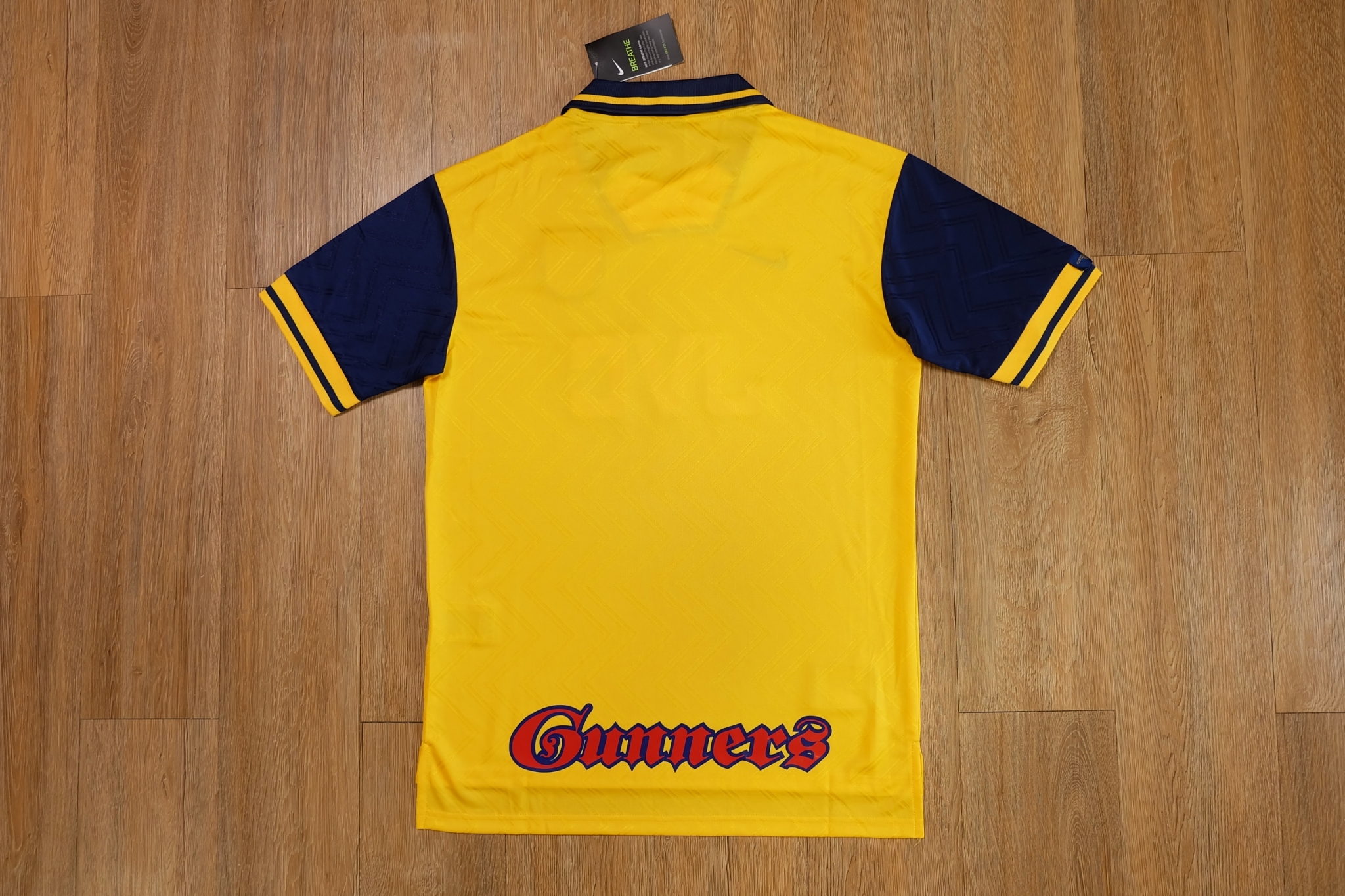 Arsenal 1996/96 Vintage Jersey เสื้อฟุตบอลอาร์เซนอลย้อนยุค JVC