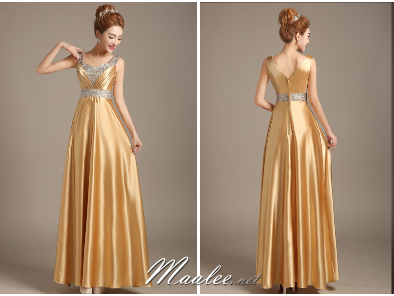 พร้อมเช่า ชุดราตรียาว สีทอง คอวี จับเดรปหน้าอก ปักเลือมช่วงอกและเอว