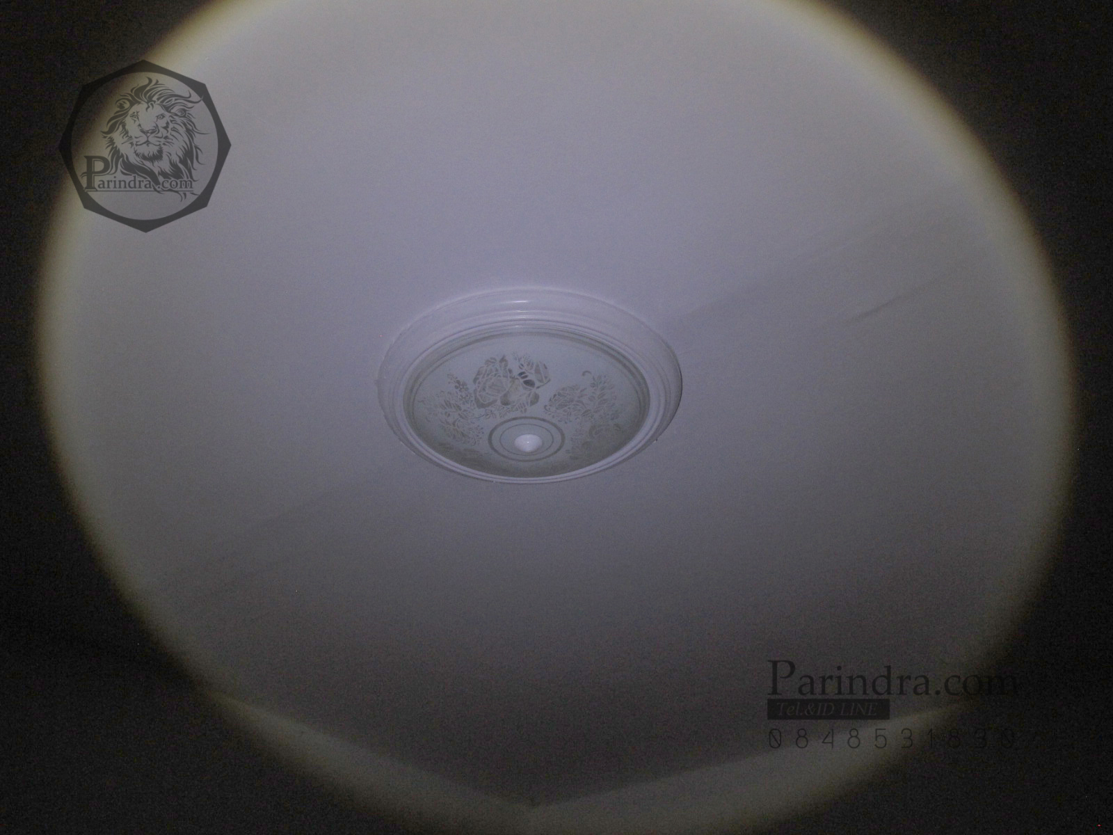 ไฟฉาย ไฟฉาย LED Strong Light Flashlight ปรับซูมได้ สว่างสุดยอด