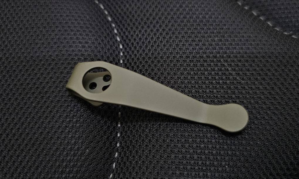 SPYDERCO STANDARD CLIP - OD GREEN CERAKOTE