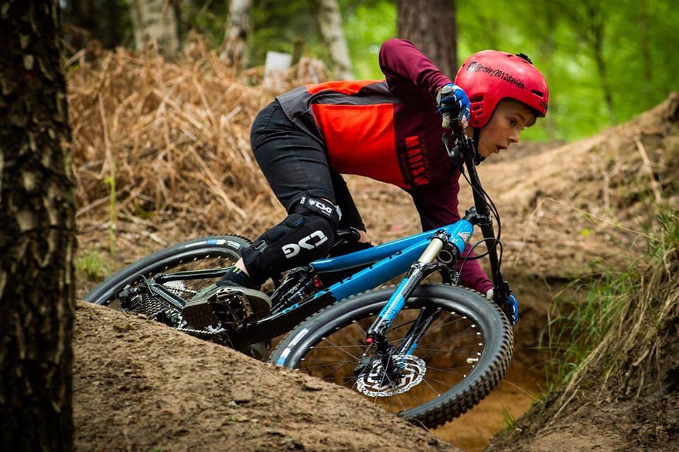 จักรยานเสือภูเขา Marin Wildcat Trail 1 27.5. wheels women bicycle 3*7sp. alloy frame - 2021